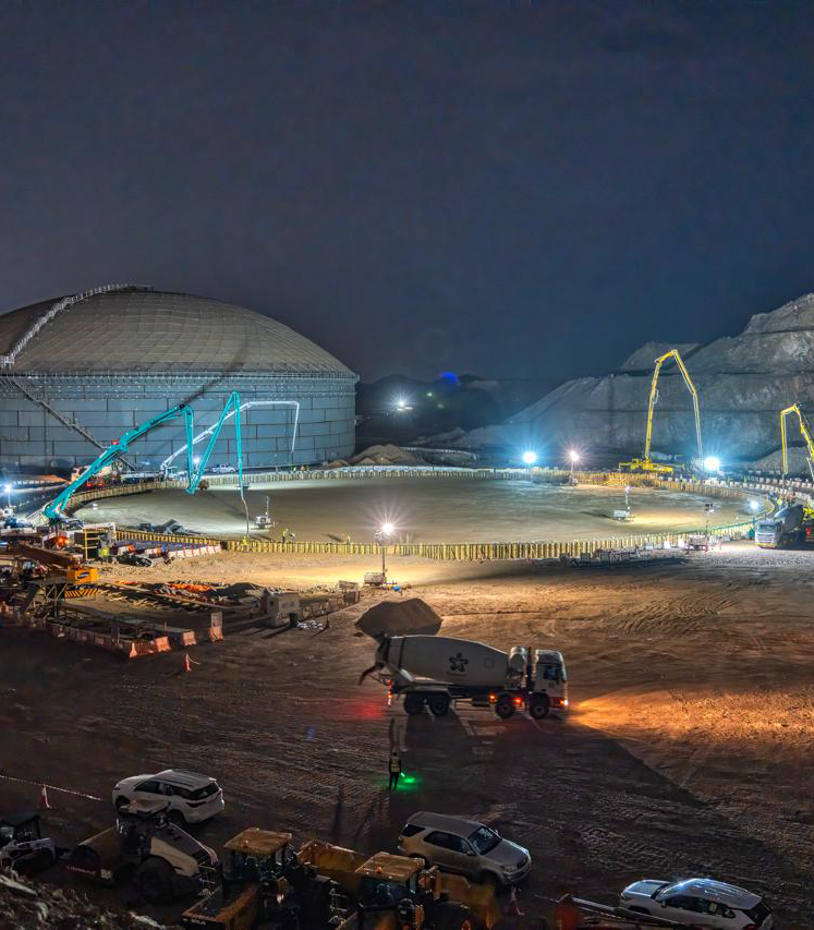 Restaurant inside showcase 1